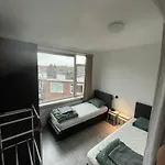 Sunny And Spacious Apartmán Rotterdam