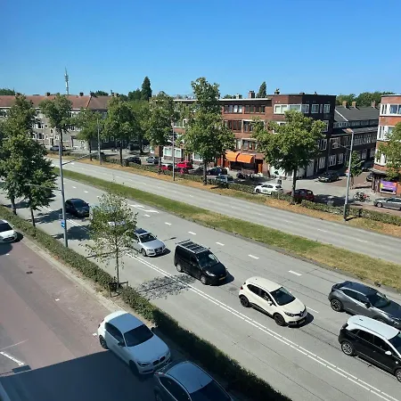 Sunny And Spacious Rotterdam